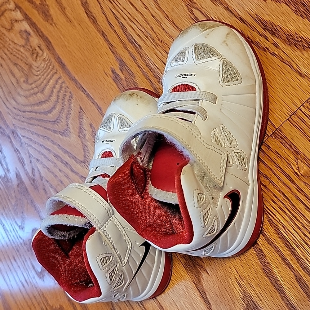 Toddler Nike LeBron